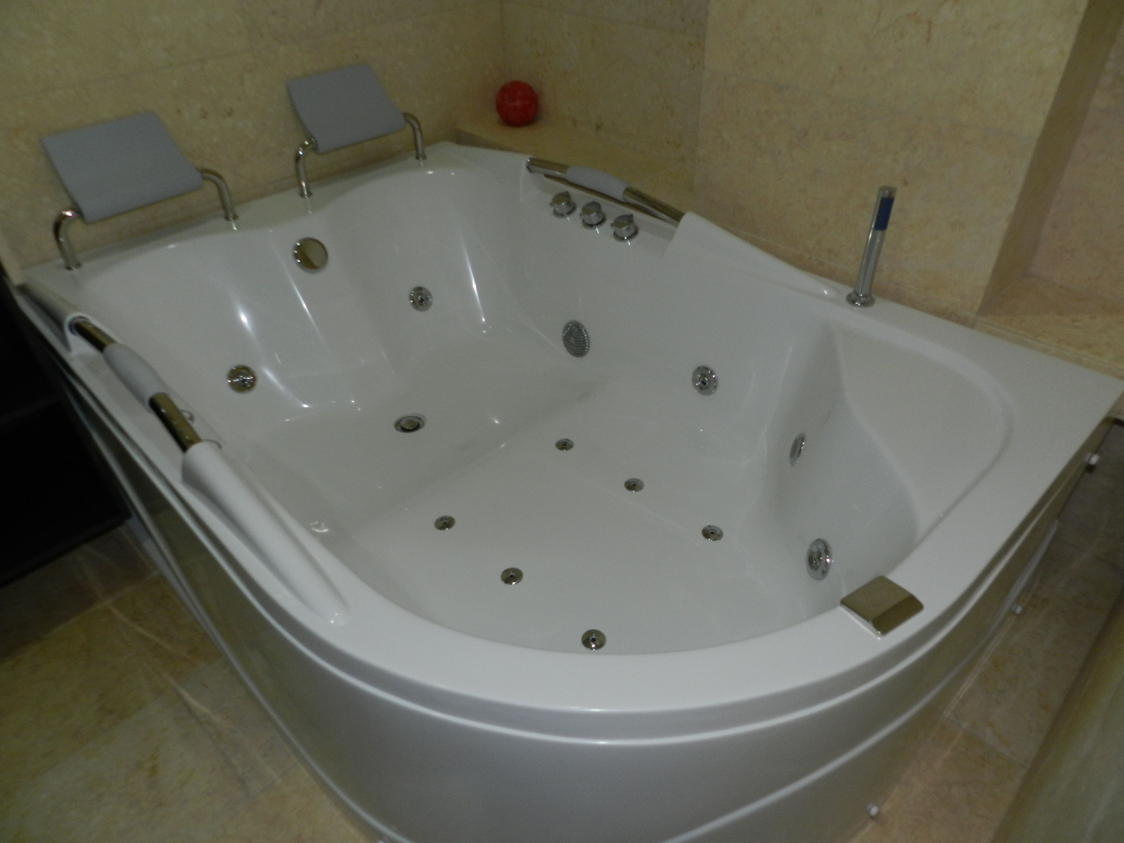 jetted bathtub