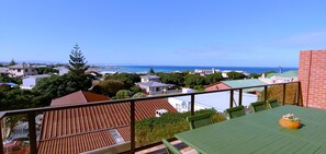 Balcony - White Shark Guest House (Kleinbaai)