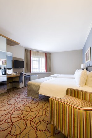 Double Room with Two Double Beds | 1 bedroom, in-room safe, desk, blackout curtains