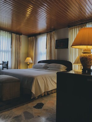 Superior driepersoonskamer | Een minibar, gratis wifi, beddengoed