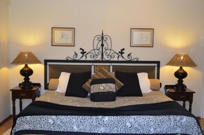 1 bedroom, premium bedding, pillowtop beds, in-room safe