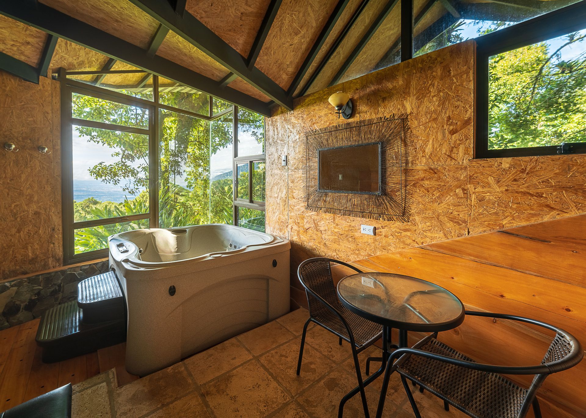 Chalet, Whirlpool | Bügeleisen/Bügelbrett, kostenloses WLAN, Bettwäsche