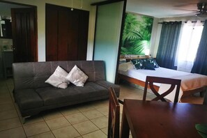 Living room | TV - Condominio Marina Loft By Tropical Gardens (Coco)