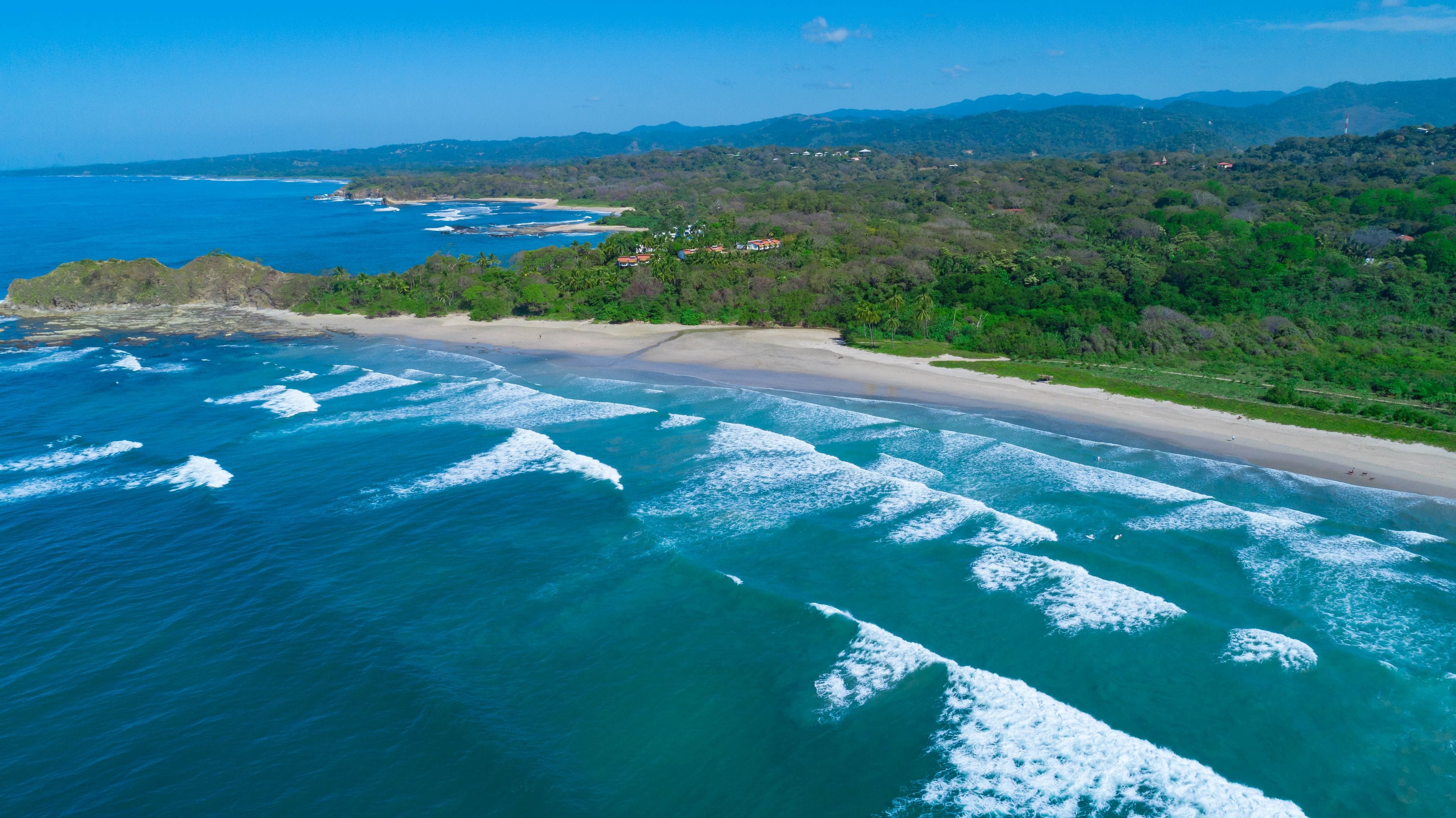 free beach shuttle, beach towels