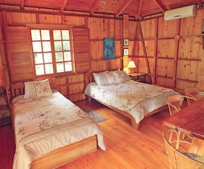 Minibar, in-room safe, bed sheets - Ciudad Pérdida Ecolodge (Cahuita)