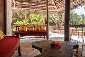 Panoramic Chalet, Beachfront | Terrace/patio - Villa de Coco (Jambiani)
