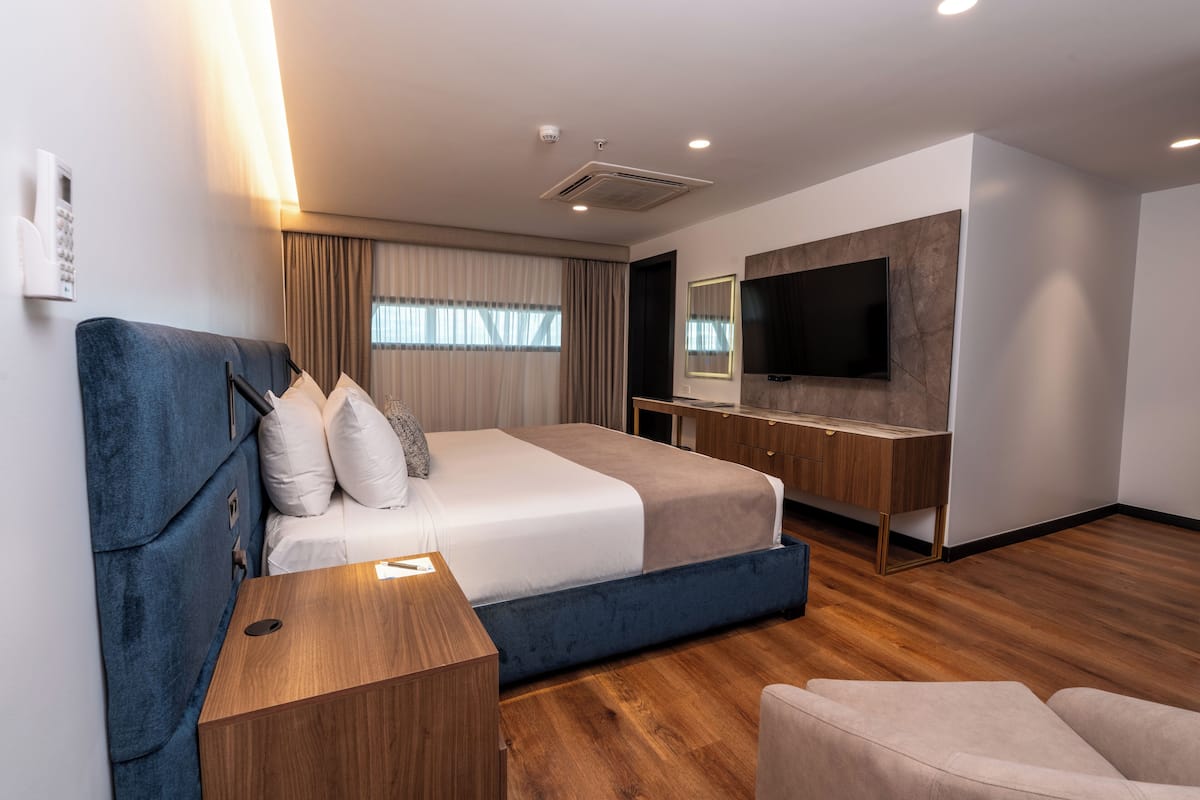 Chambre Deluxe, 1 très grand lit, non-fumeur