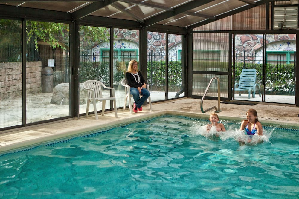 Helendorf River Inn, Suites & Conference Center