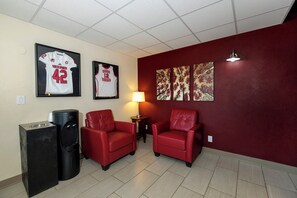 Lobby - Red Roof Inn Vermillion - U of South Dakota (Vermillion)