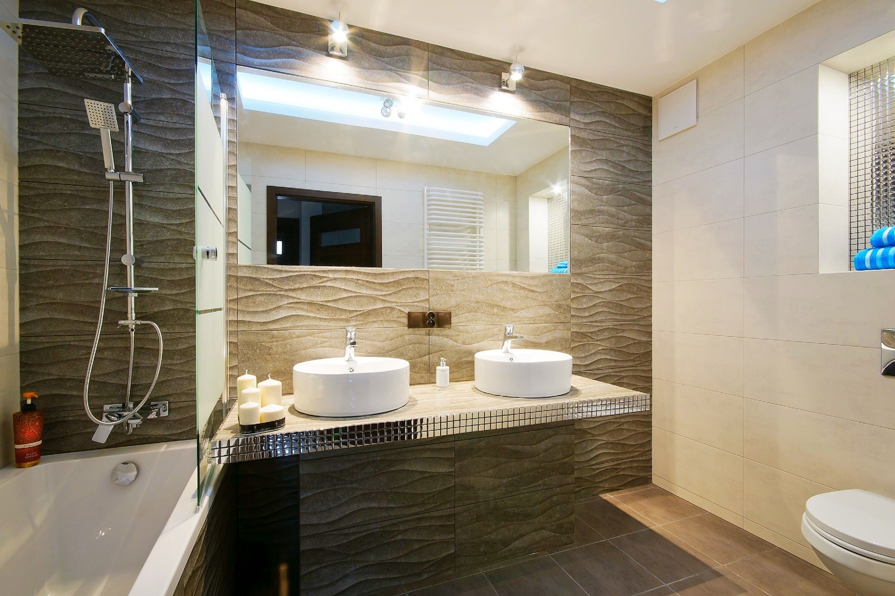 Appartamento Deluxe, 1 camera da letto, vista città | Bagno | Doccia, soffione a pioggia, set di cortesia gratuito, asciugacapelli