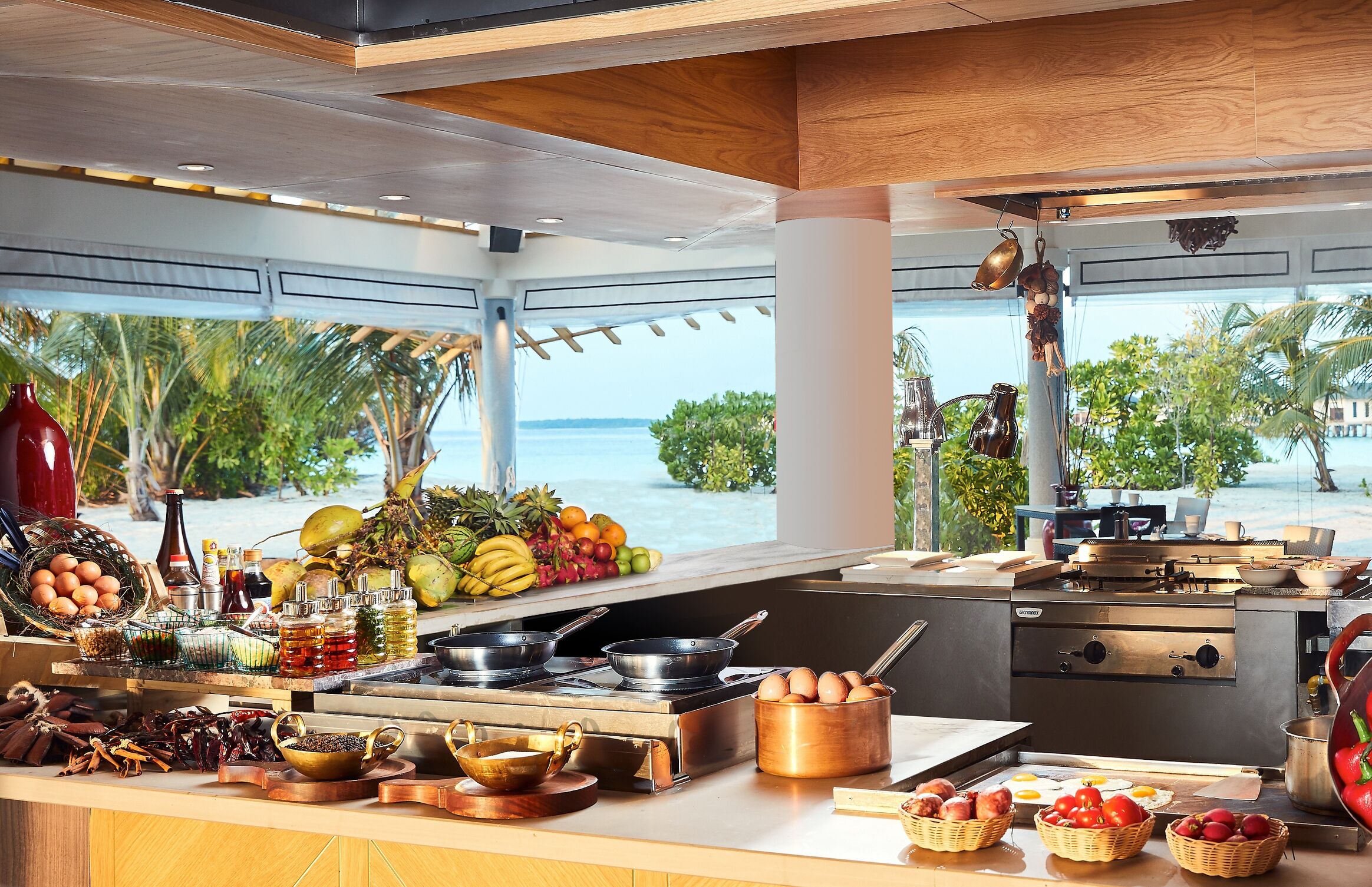 3 restaurants, breakfast, lunch, dinner served; mediterranean cuisine