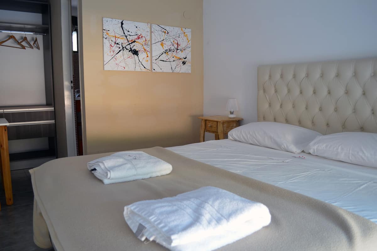Chambre Double Premium, 1 chambre | 1 chambre, literie de qualité supérieure, Wi-Fi gratuit