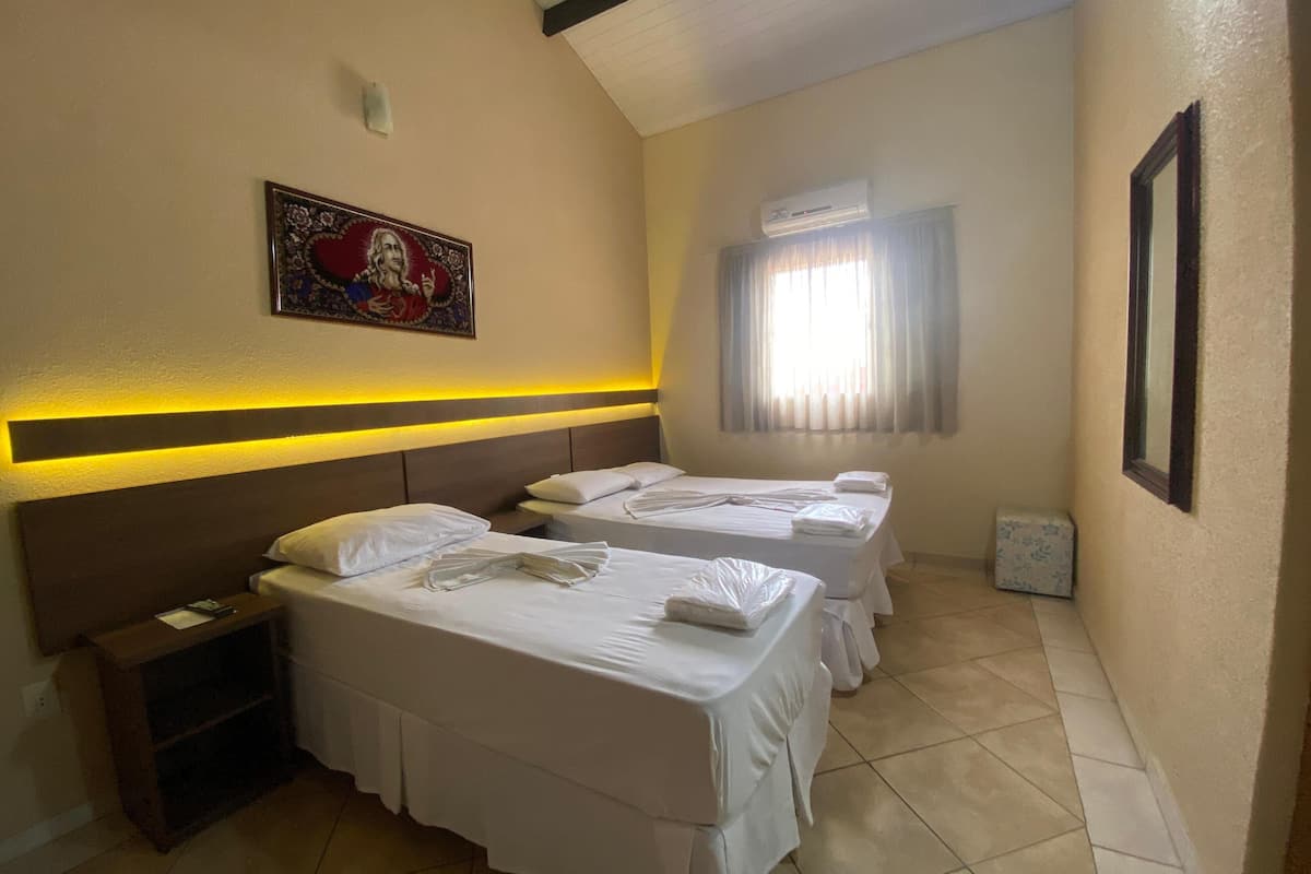 1 bedroom, minibar, free WiFi, wheelchair access