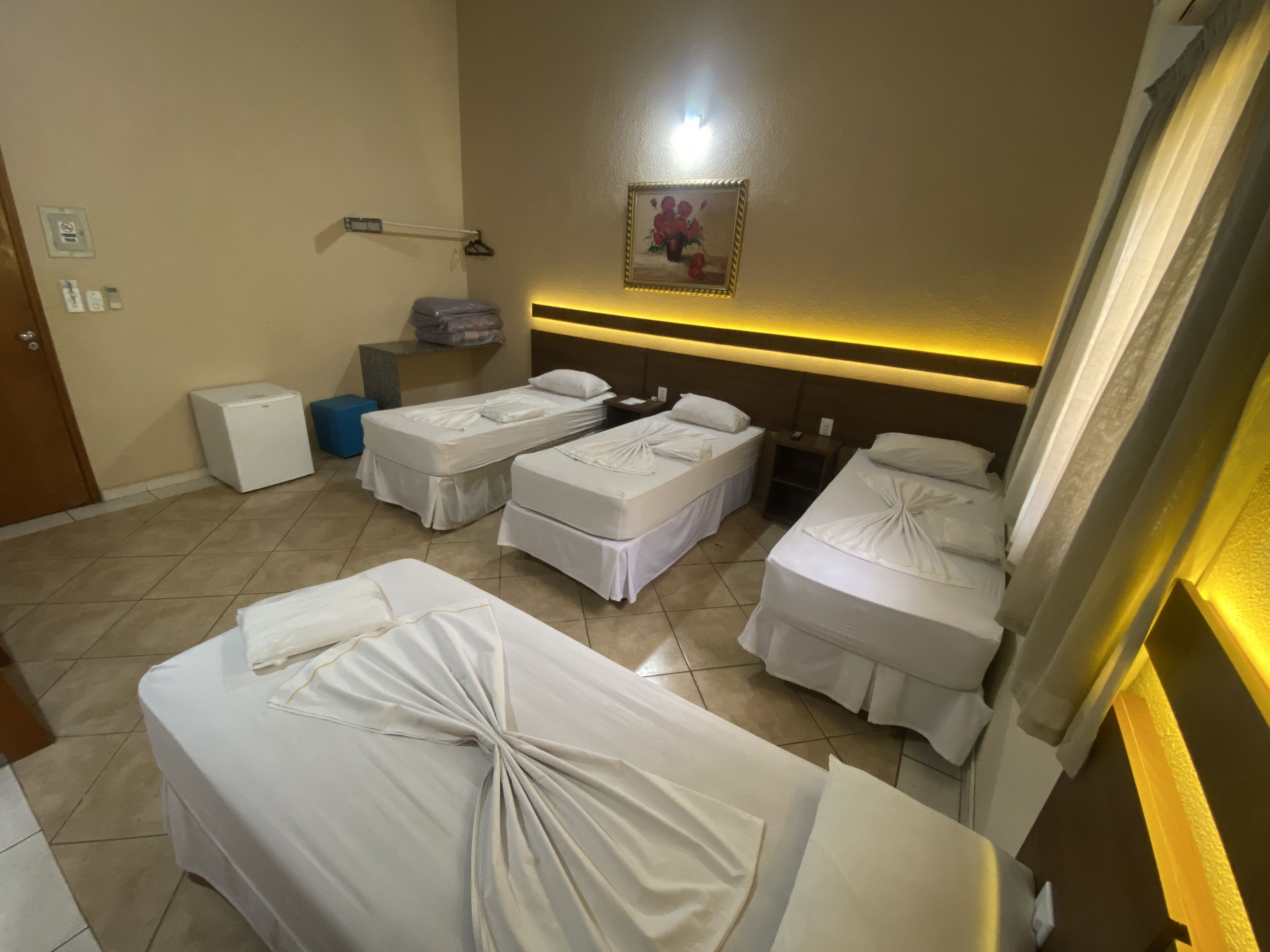 standard quadruple room | minibar, free wifi, wheelchair access