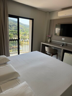 Superior Double Apartment with Balcony | 1 bedroom, in-room safe, blackout drapes, free WiFi