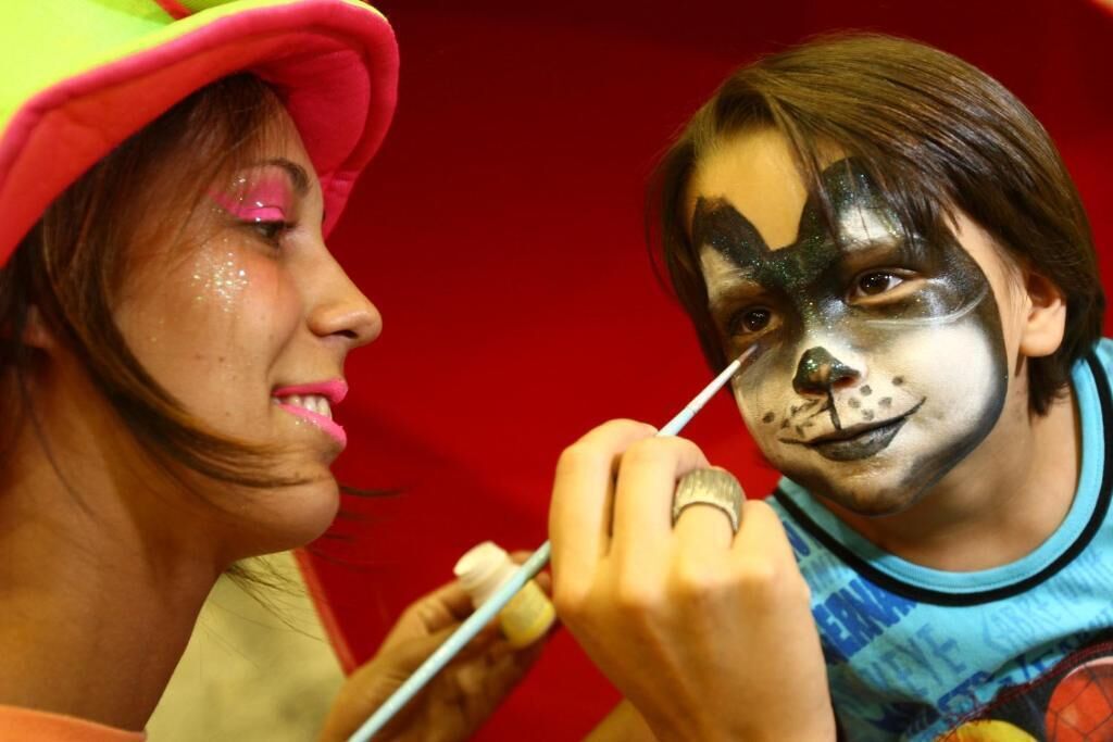 sauna, hot tub, steam room, hot springs/mineral springs