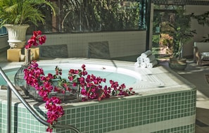 Sauna, hot tub, steam room, hot springs, Turkish bath, body treatments