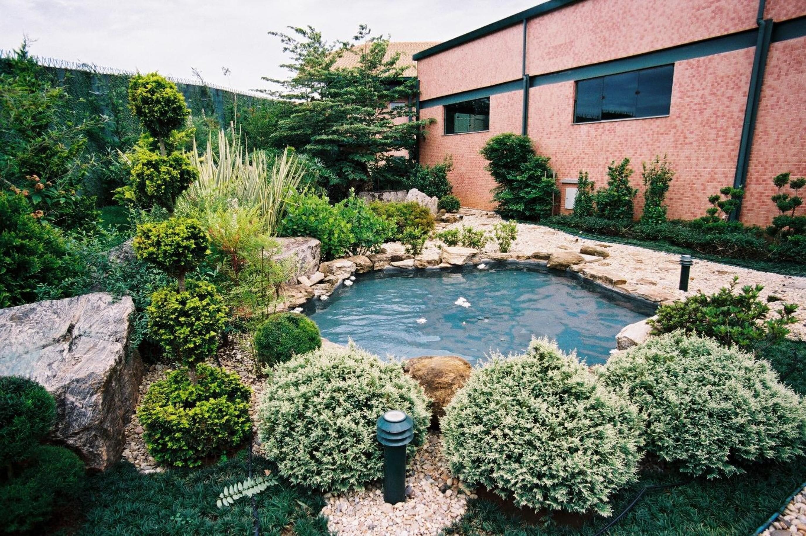 indoor pool, 2 outdoor pools, open 9 am to 8:00 pm, free pool cabanas