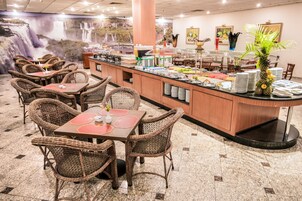 Desayuno buffet incluido todos los dĂas