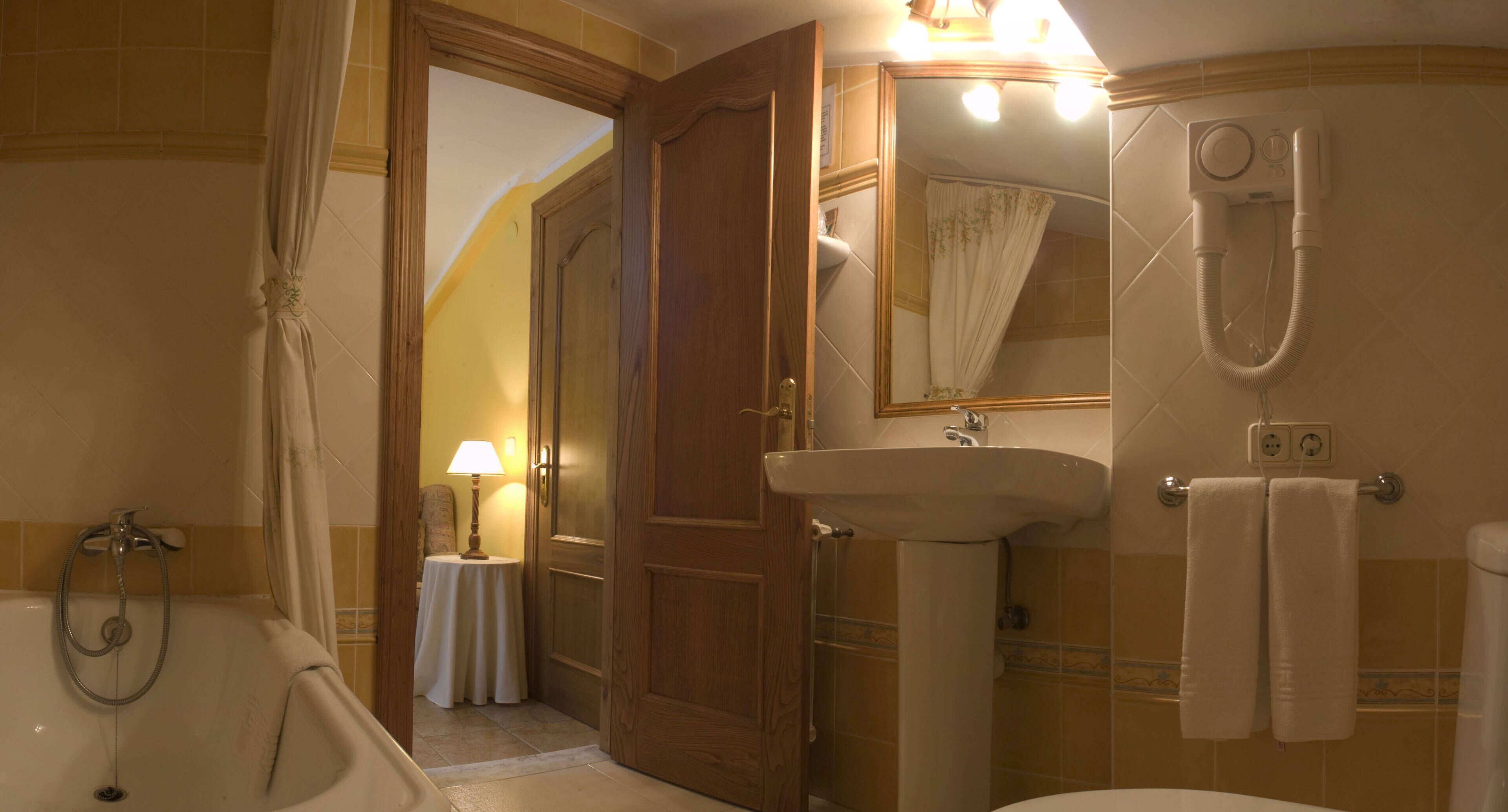 Photo - Santu Colás