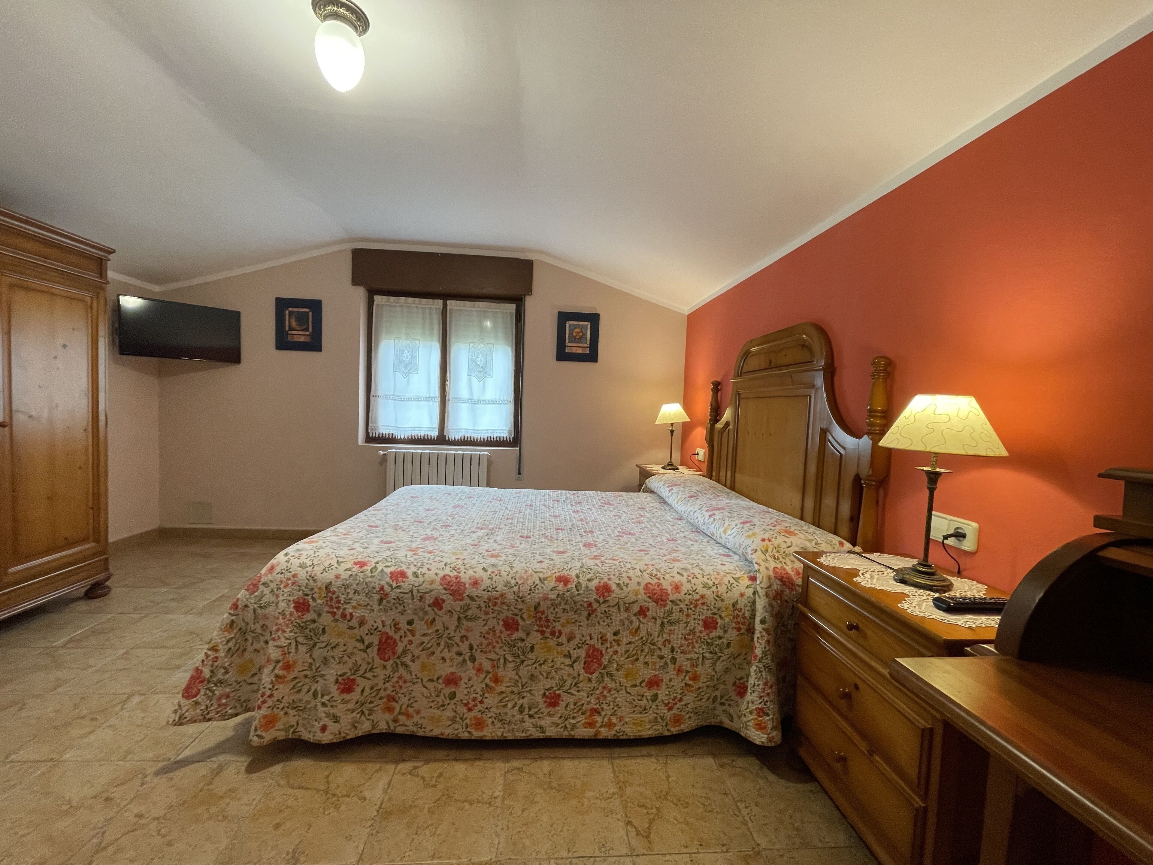 Photo - Santu Colás