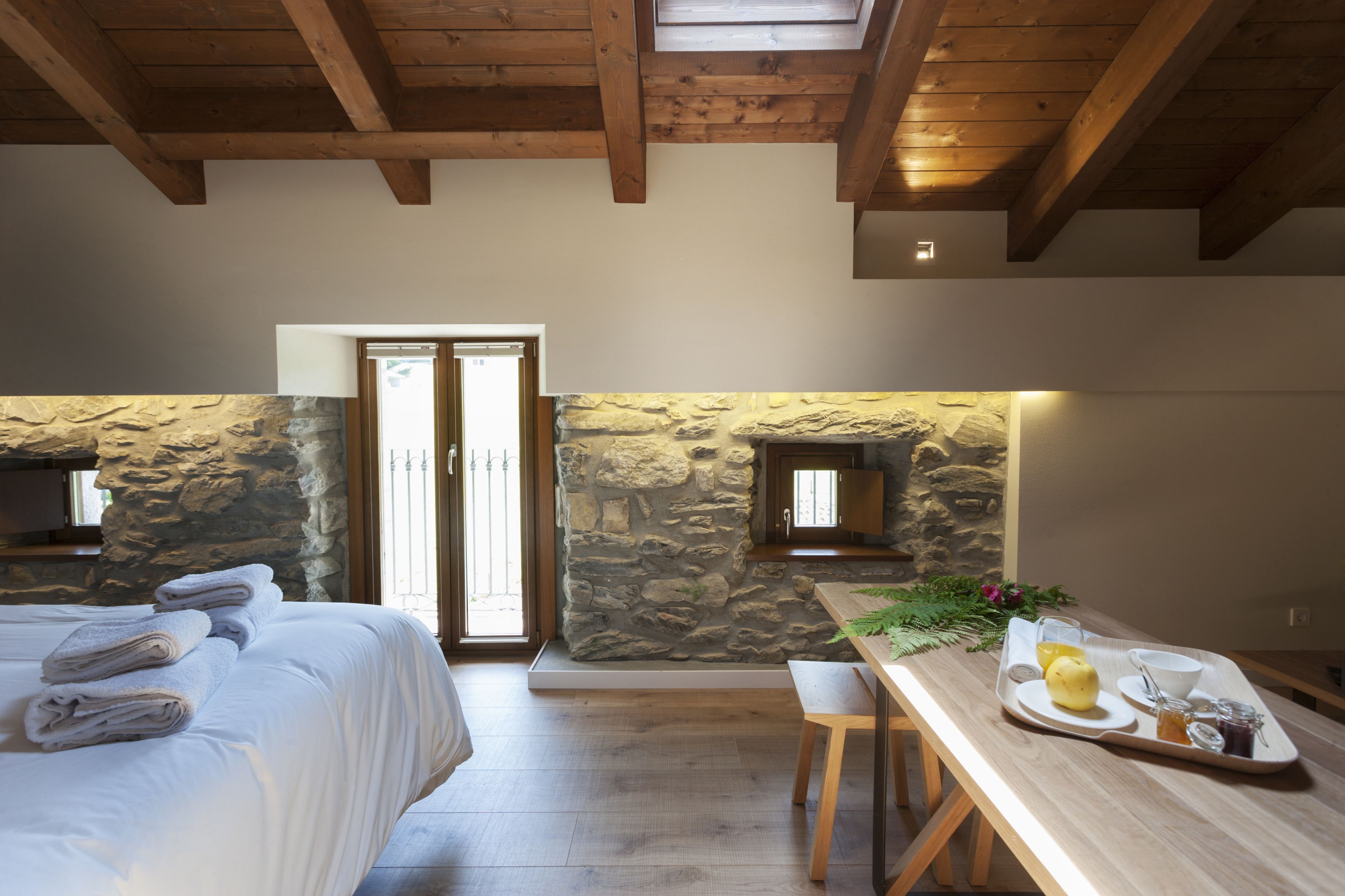 in-room safe, desk, soundproofing, free cots/infant beds