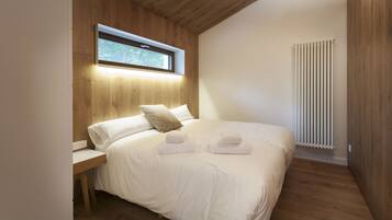 Bureau, rideaux occultants, chambres insonorisées, Wi-Fi gratuit