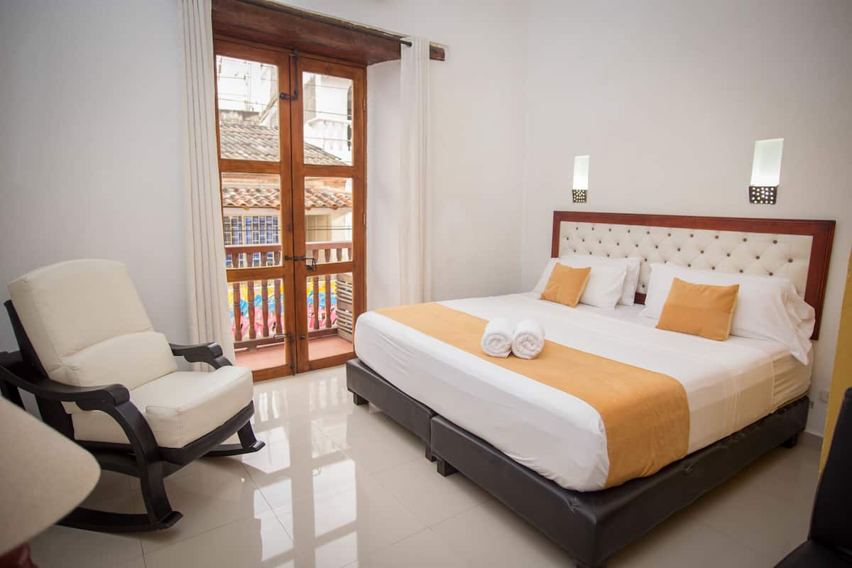 Superior Room, Balcony | 1 bedroom, in-room safe, iron/ironing board, free WiFi