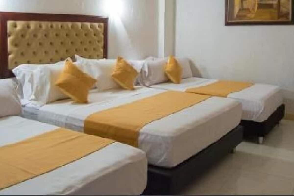 1 bedroom, in-room safe, iron/ironing board, free WiFi