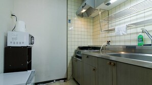 Apartment (self-check in, see email for details)