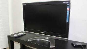 Appartement (self-check in, see email for details) | Aire de séjour | Téléviseur