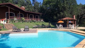 Área de parrillas y picnic