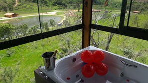 Presidential Triple Room | Minibar, free WiFi, bed sheets - Refúgio Serra Negra (Serra Negra)