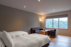 Tallelokero huoneessa, ilmainen Wi-Fi, vuodevaatteet