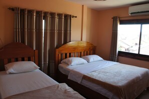 Standard Triple Room | Desk, rollaway beds, free WiFi