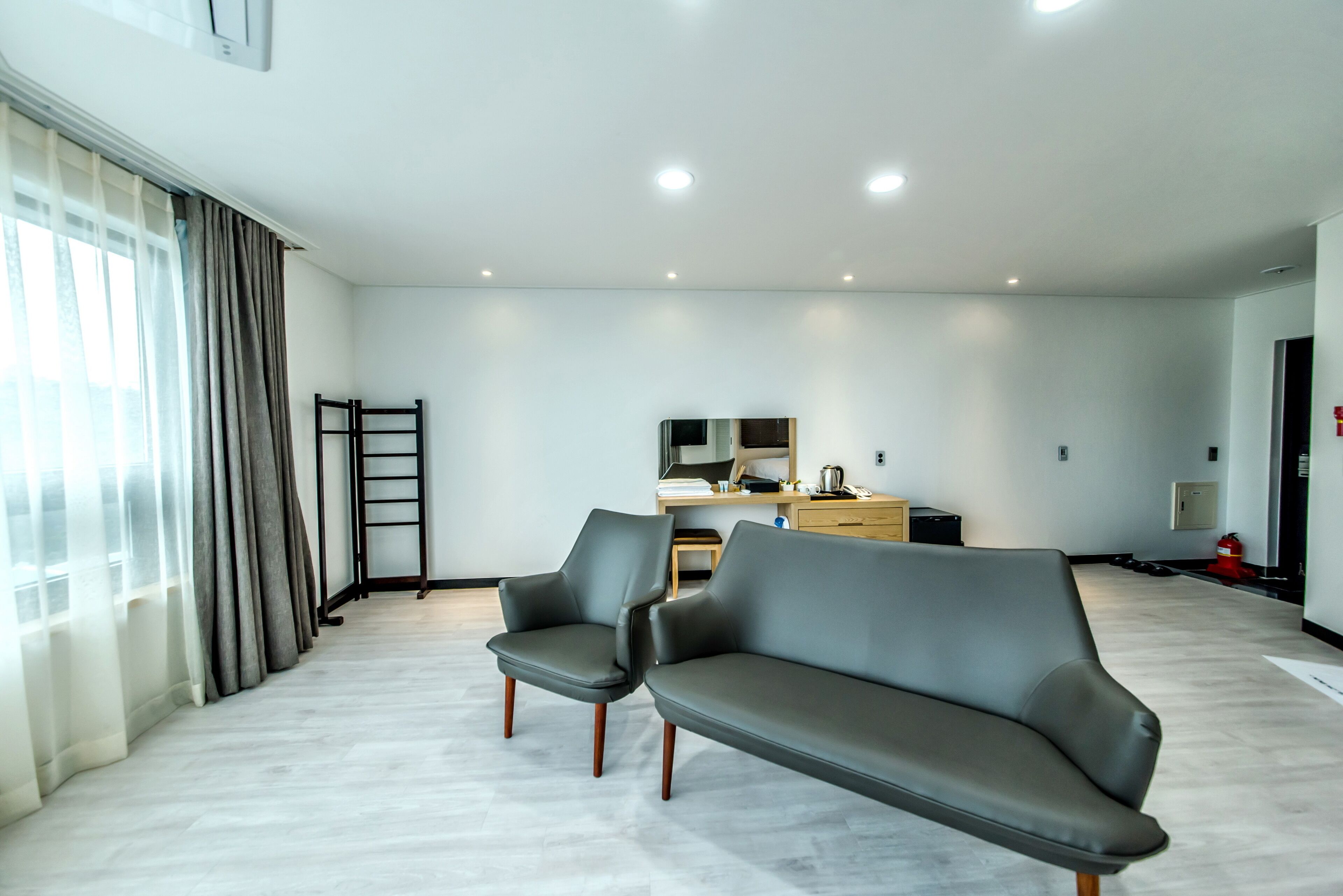 1 bedroom, desk, blackout curtains, free wifi