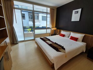 1 Bedroom F  | Ropa de cama hipoalergénica, caja fuerte, escritorio