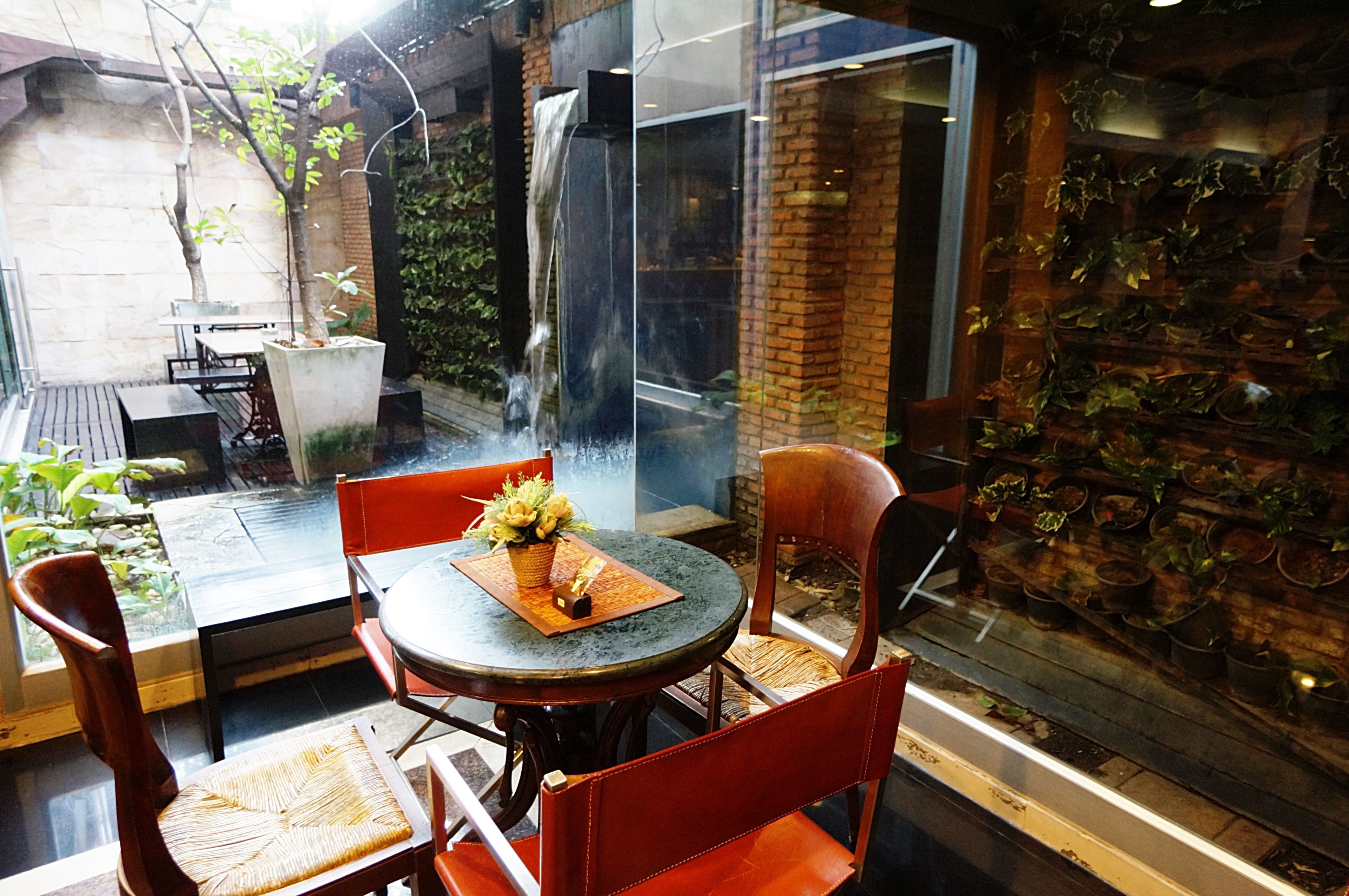 ロビー応接スペース