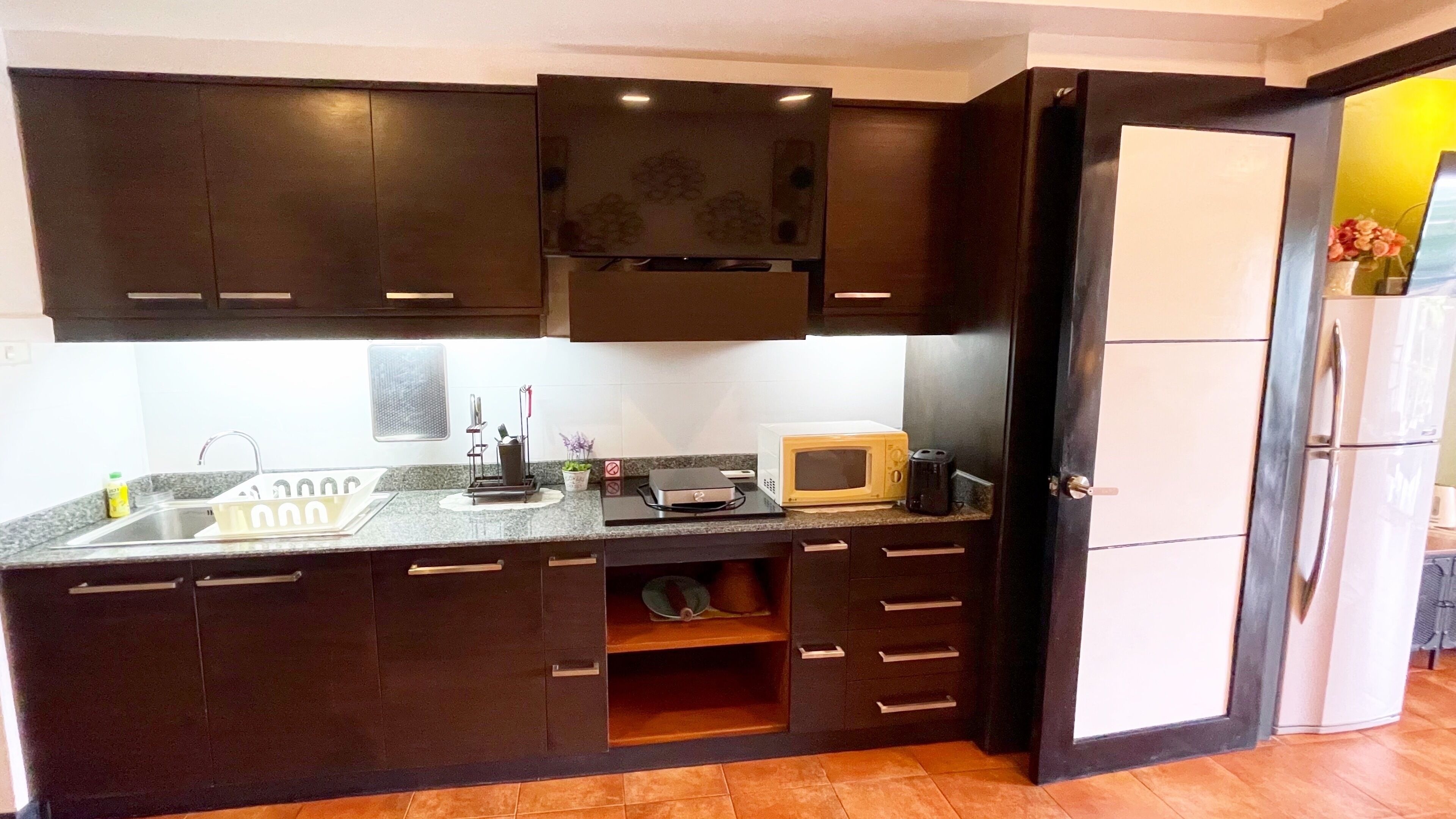 2 bedroom seaview suite with kitchen | private kitchen | full-sized fridge, electric kettle, cleaning supplies