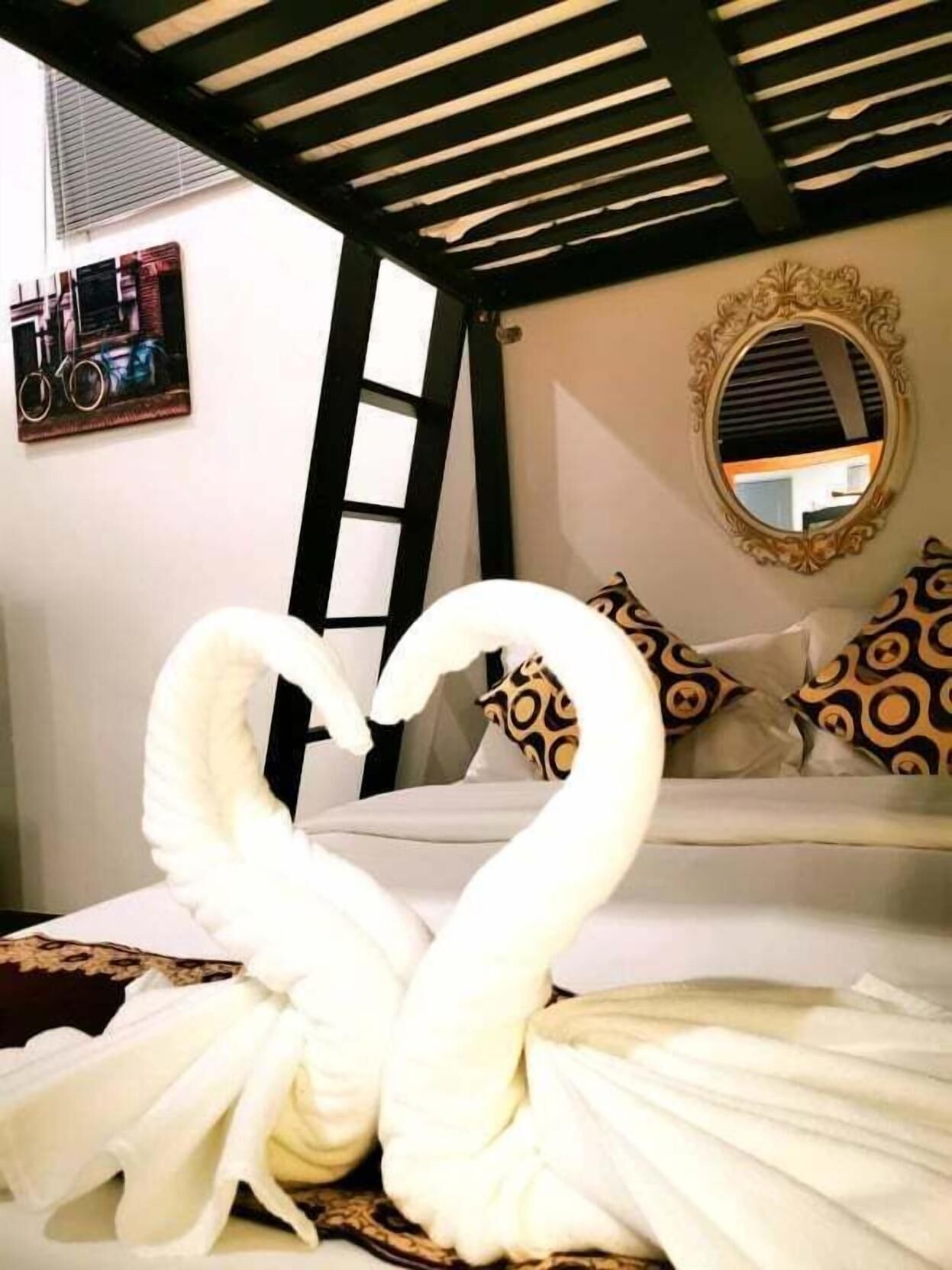 2 bedrooms, minibar, in-room safe, individually decorated