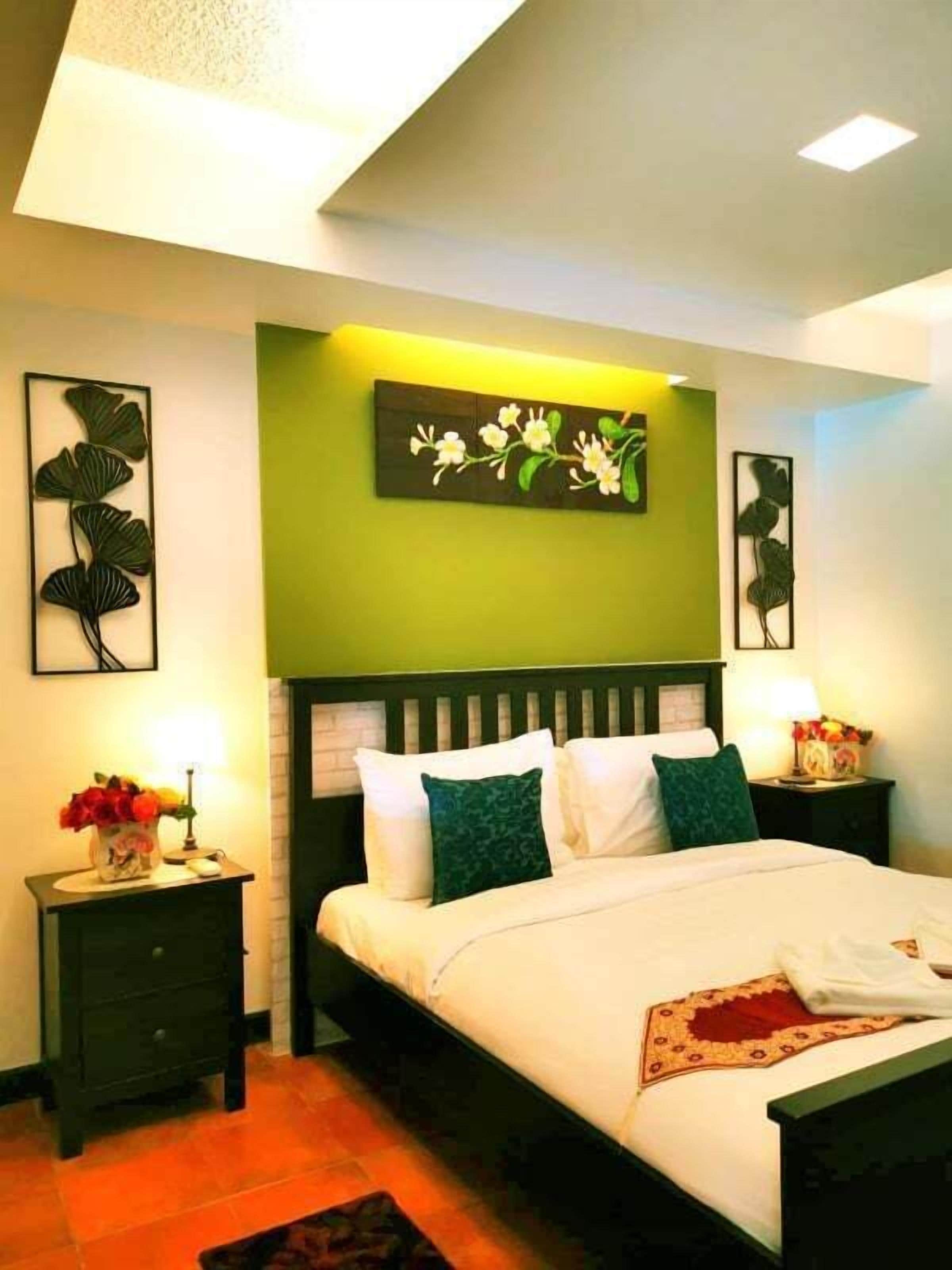 2 bedroom seaview suite with kitchen | 2 bedrooms, minibar, in-room safe, individually decorated