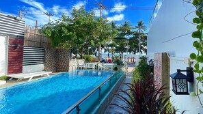 Front of property - Beach Gallery House (Pattaya)