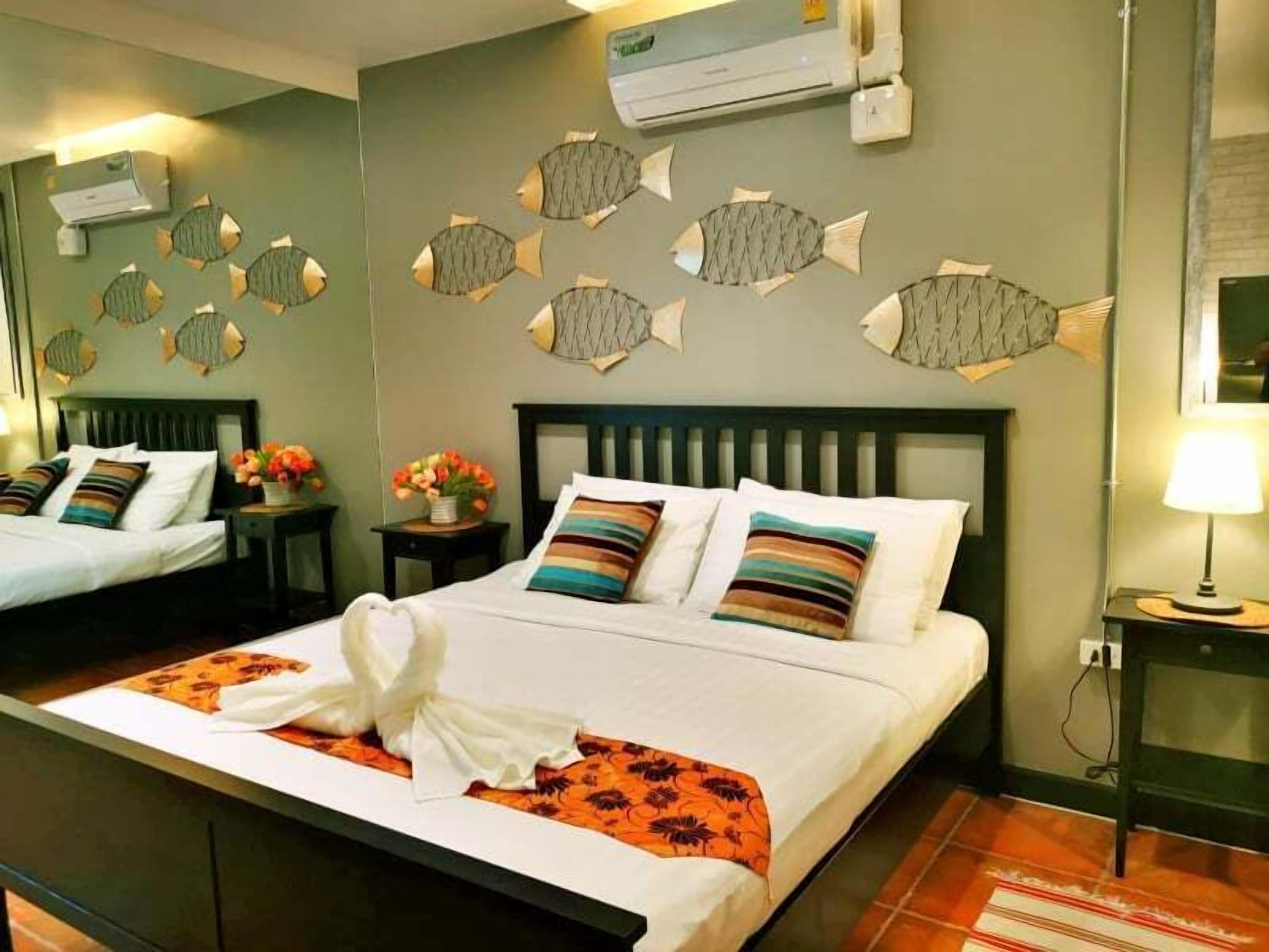 2 bedroom seaview suite with kitchen | 2 bedrooms, minibar, in-room safe, individually decorated