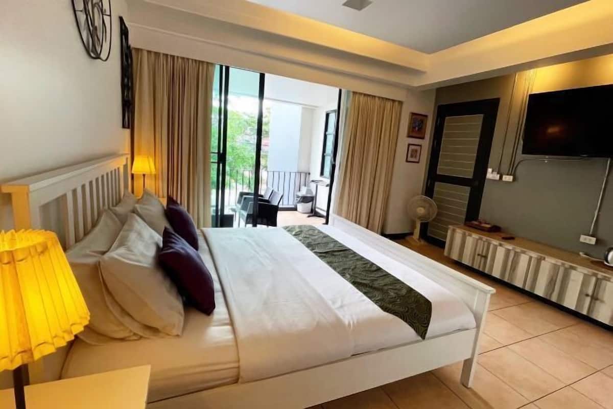 2 bedrooms, minibar, in-room safe, individually decorated