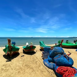 Gần bãi biển