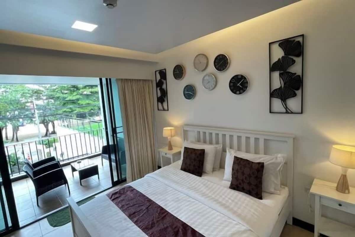 2 bedrooms, minibar, in-room safe, individually decorated