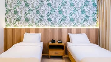 Deluxe Room | Desk, rollaway beds (surcharge), WiFi (free)