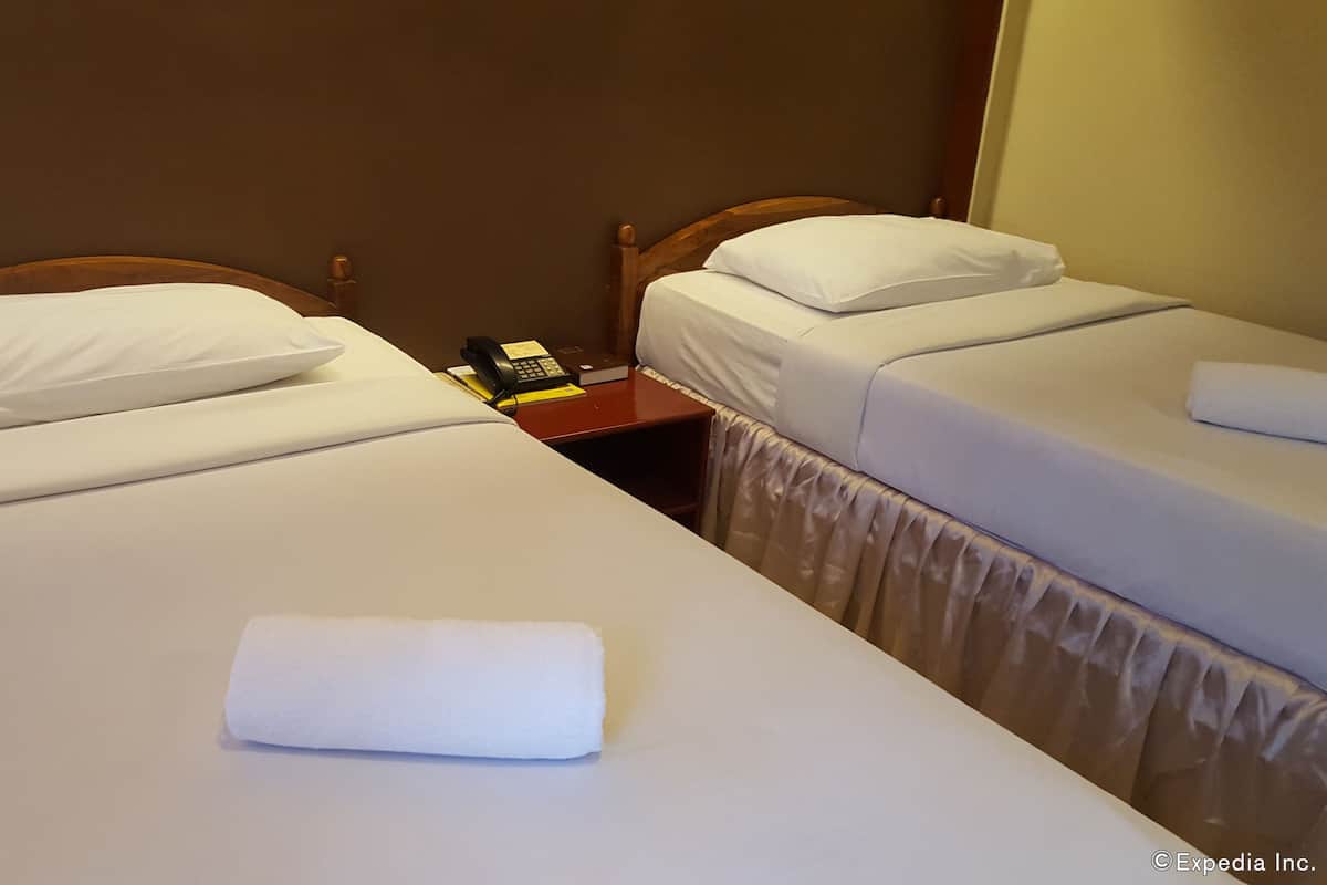 Standaard kamer | Een bureau, extra bedden, gratis wifi