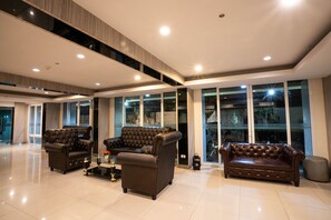 Sala de estar en el lobby