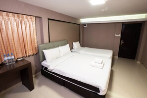 Deluxe Room | 1 bedroom, free minibar items, individually decorated - NRC Residence Suvarnabhumi (Bangkok)